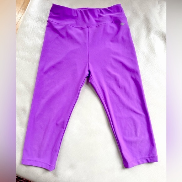💥3/$20💥10-12 Cropped Athletic Tights Yoga Pants Leggings, Athletic Works - Picture 1 of 6